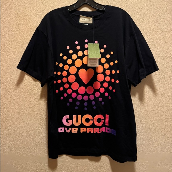 New Authentic Gucci Love Parade Logo Shirt Size L - Picture 13 of 14